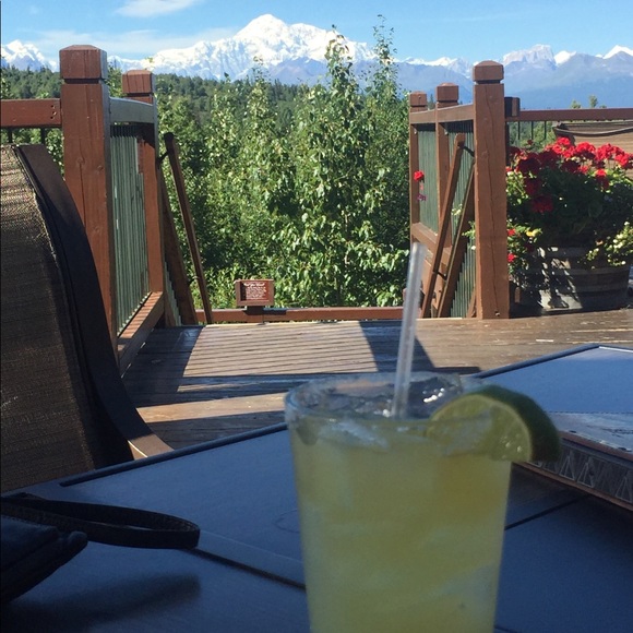 Meet your Posher, Julie - Picture 1 of 1